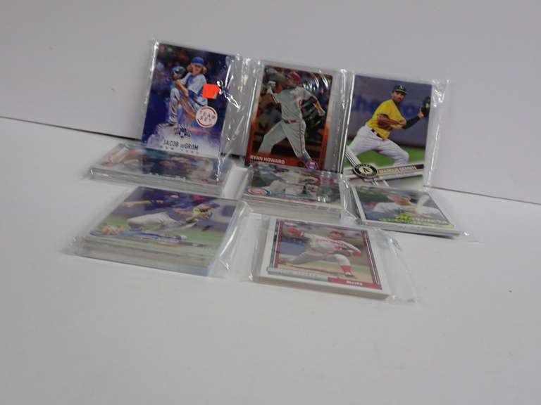 MLB TEAM SETS - UNSEARCHED CONTENTS - SEE PHOTOS FOR TEAMS INCLUDED