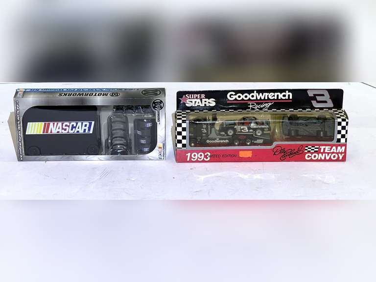 NASCAR pit wagon kit, comes in original packaging, also includes a Dale Earnhardt diecast team convoy, comes in original box, see pictures for details. image
