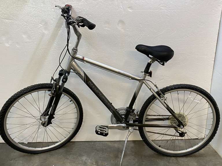Diamondback Wildwood deluxe bicycle, see pictures for details. image