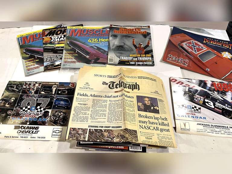 Assorted collectible magazines, and more, see pictures for details. image