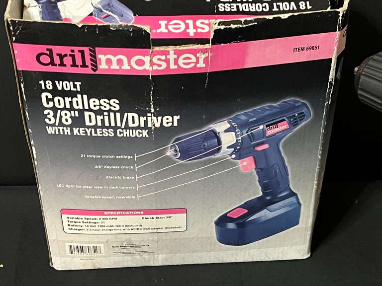 LR… Drillmaster 18 V cordless 3/8” drill/driver, comes with battery and charger see pictures for details.