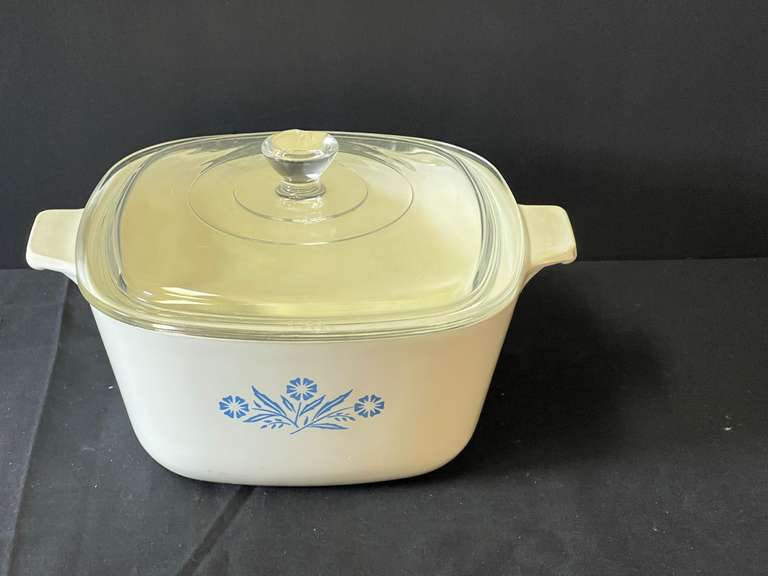 KIT… Corningware 1 3/4 qt casserole dish with lid, blue cornflower pattern, see pictures for details. image