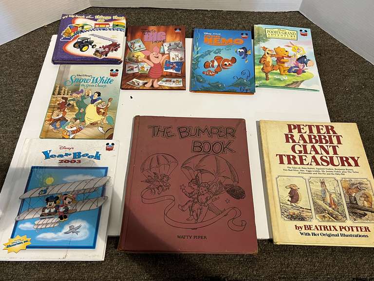 Assorted children’s books, see pictures for details. image