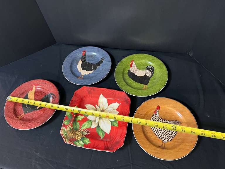 LR… Brandon house “Country Quartet” chicken plates, also includes a lovely 222 Fifth Poinsettia Holly plate, five pieces total, see pictures for details.