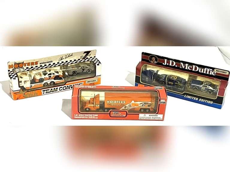 Diecast racing team convoy/transport. Three pieces, all come in original packaging, see pictures for details. image