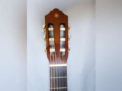 Yamaha C-40 Acoustic Guitar