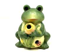 LR… Ceramic frog creamer, see pictures for details.