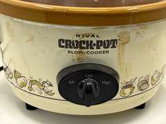LR… Rival crockpot with lift out crock, see pictures for details.