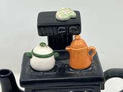LR… Ceramic “stove” teapot, see pictures for details.