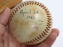 Spalding Baseball Glove with Baseballs