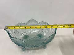 LR… Light blue footed glass fruit bowl, believed to be vintage Jeanette glass, see pictures for details.