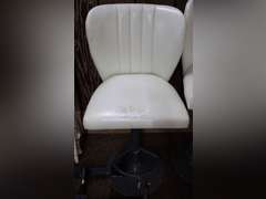 White Vinyl Adjustable Height Stool-  Needs cleaning or recovering