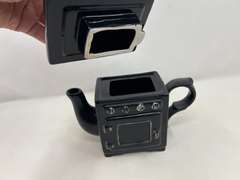 LR… Ceramic “stove” teapot, see pictures for details.