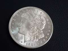 1921 MORGAN SILVER DOLLAR COIN