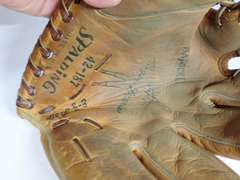 Spalding Baseball Glove with Baseballs