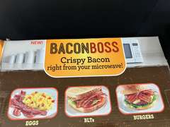 LR… Microwave bacon trays, two pieces, both come with the original boxes, see pictures for details.