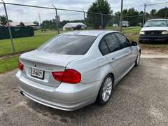 2011  BMW  328i BMW
