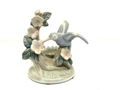 LR… Vintage hummingbird tea light figurine, see pictures for details.