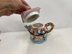 LR…Wang’s Noah’s Ark teapot, see pictures for details.