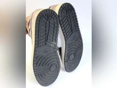 High End Men's Shoes - See photos for brand and size. Please come to inspection to verify authenticity for yourself.
