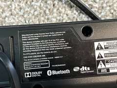 LR… LG sound bar with remote, powers up, see pictures for details.