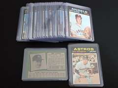 1971 TOPPS BASEBALL CARDS IN TOP LOADERS