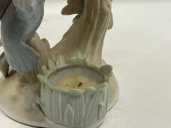 LR… Vintage hummingbird tea light figurine, see pictures for details.