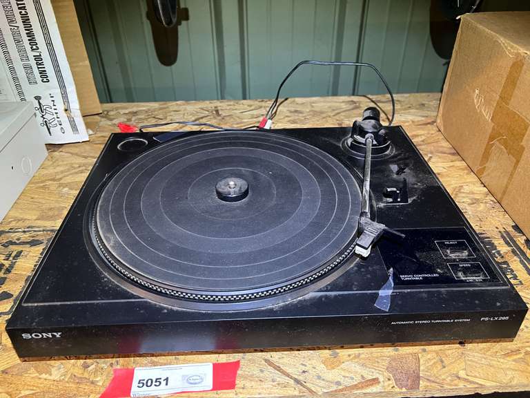 Sony PS – LX295 turntable, did not power up, see pictures for details. image