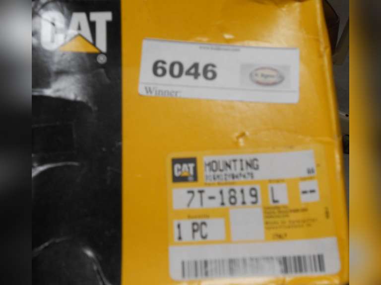 (1) CAT P/N 7T-1819 MOUNTING image