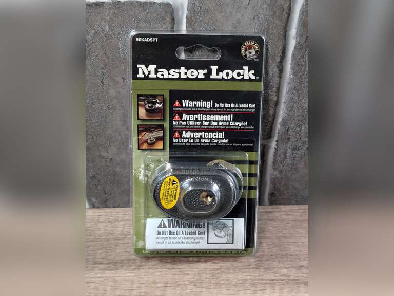 MASTER LOCK GUN TRIGGER LOCK IN ORIGINAL PACKAGE image