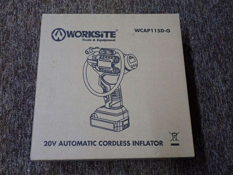 WORKSITE WCAP115D-G 20V Cordless Automatic Inflator with Accessories and Case image