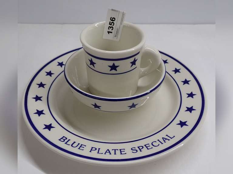 Homer Laughlin Manhattan Blue Plate Special Set image