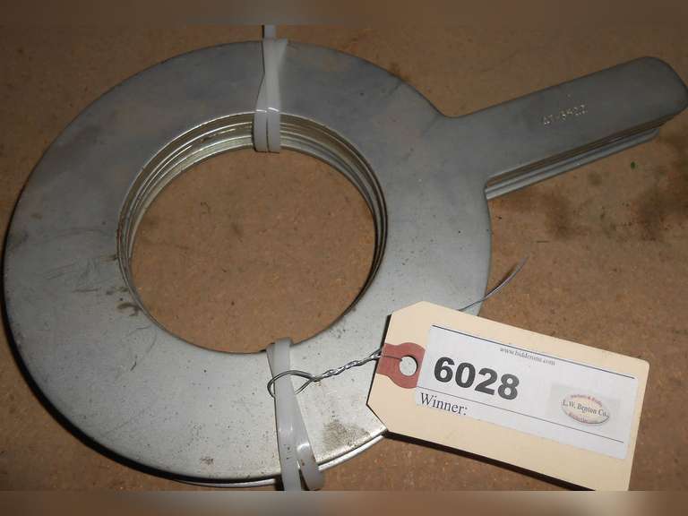 (8) CAT P/N 4T-3522 WASHER/SHIM image