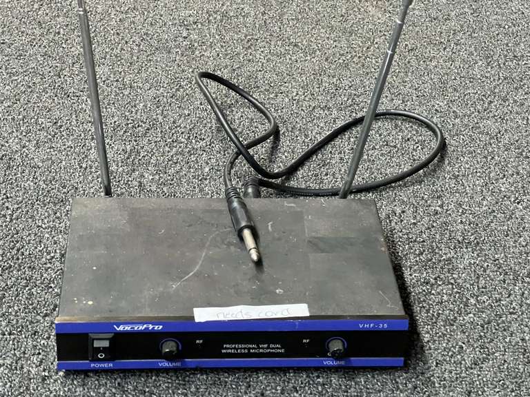 VocoPro VHF-35 Dual Channel VHF Wireless Microphone System receiver. Working condition unknown, needs cord, see pictures for details. image