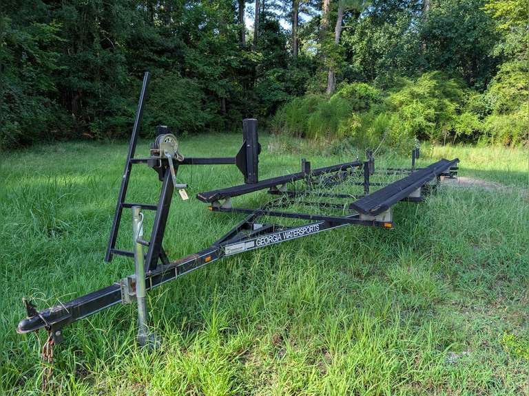 2009 TENNESSEE BRAND DOUBLE AXLE PONTOON BOAT TRAILER WITH 2" TONGUE FOR BOATS UP TO 24' image