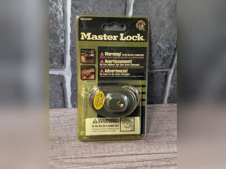 MASTER LOCK GUN TRIGGER LOCK IN ORIGINAL PACKAGE image