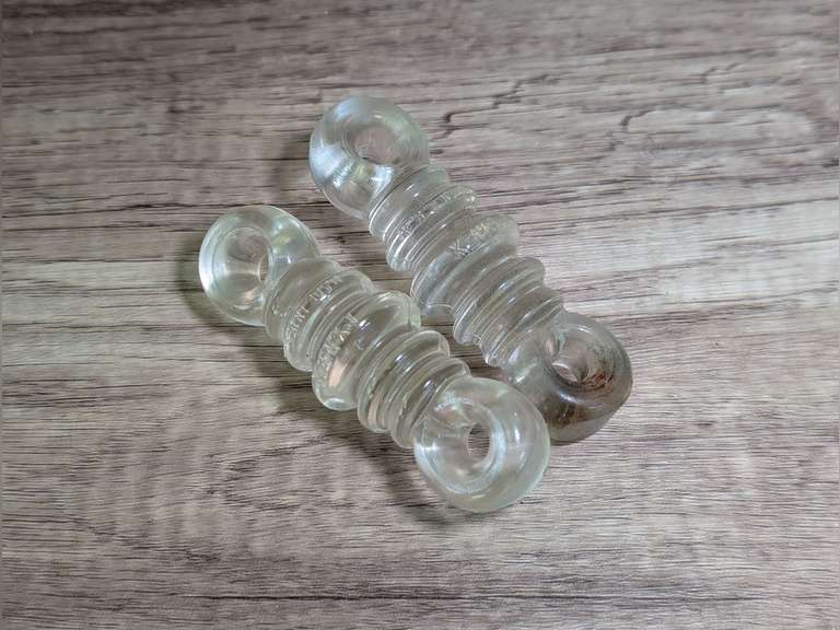 OLD PYREX RADIO COIL (STRAIN) INSULATORS image
