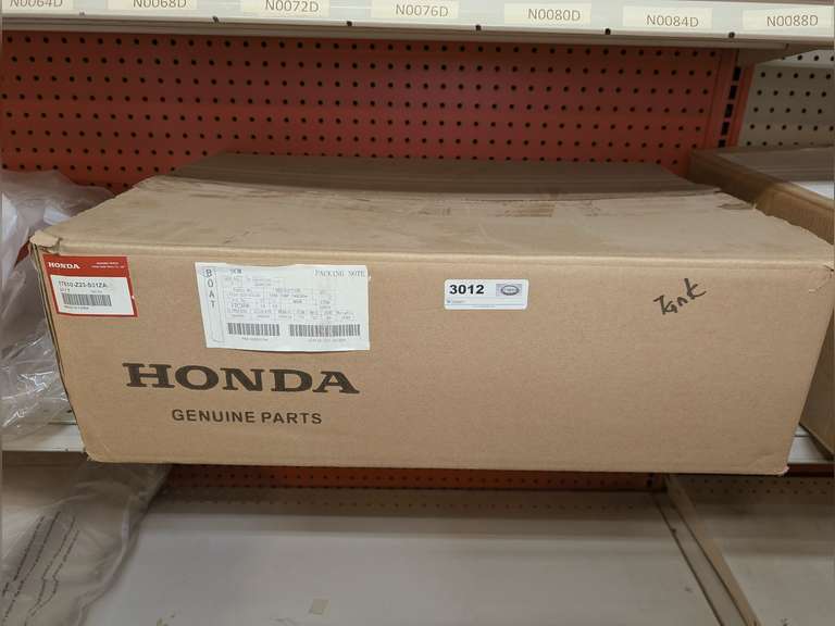 HONDA UTILITY ENGINE FUEL TANK, 17510-Z23-S31ZA image