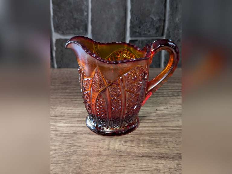 VINTAGE INDIANA GLASS HEIRLOOM SUNSET CREAMER image