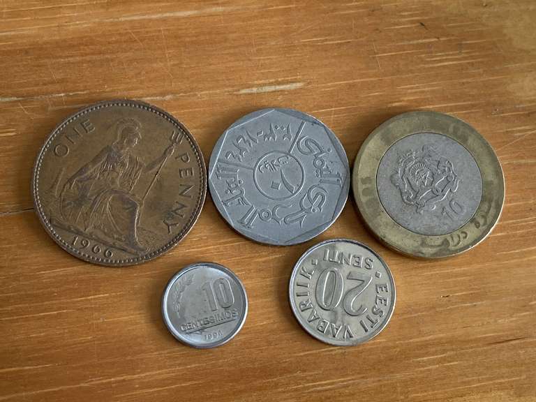 5 FOREIGN COINS - 1995 MOROCCO 10 DIRHAMS, 1966 ENGLAND 1 PENNY, 1994 URUGUAY 10 CENTESIMOS, 2003 ESTONIA 20 SENTI & 2009 YEMEN REPUBLIC 10 RIYALS image