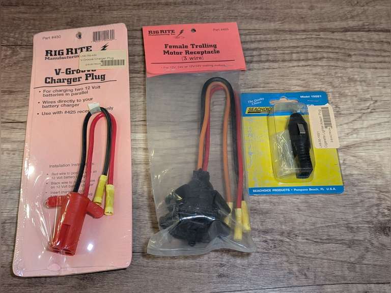 MALE AND FEMALE 12 VOLT TROLLING MOTOR PLUGS PLUS 12 VOLT CIGARETTE LIGHTER ADAPTER PLUG, ALL NEW IN PACKAGES image