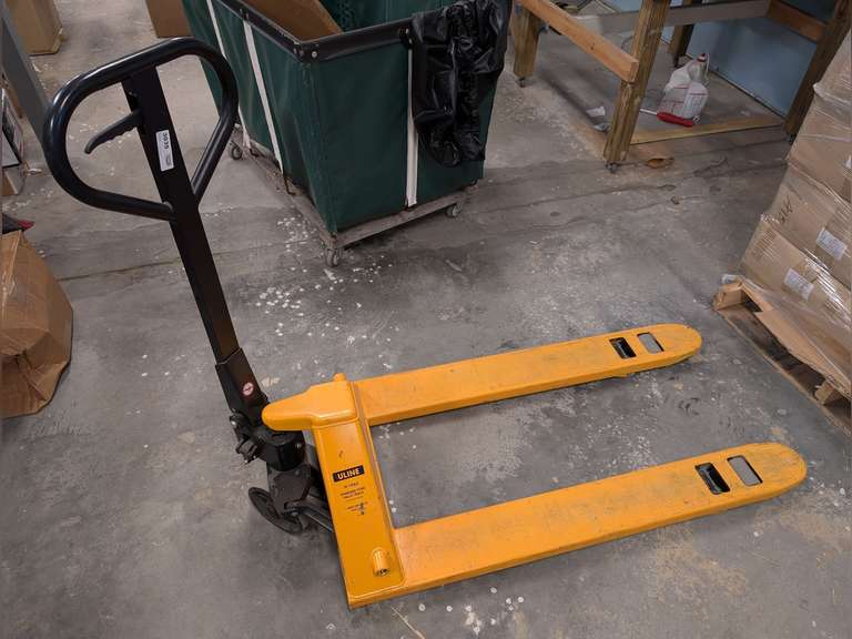 PALLET JACK image