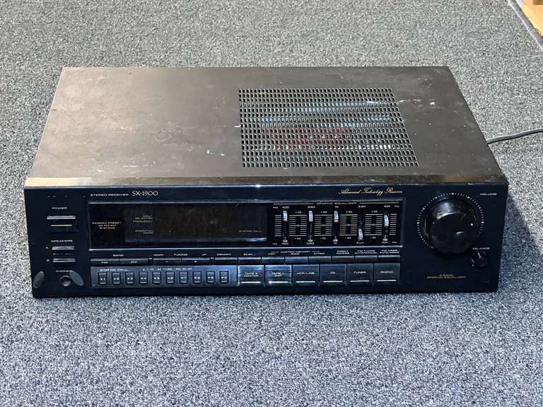 Vintage Pioneer SX-1900 stereo receiver with an integrated 5-band graphic equalizer, powers up, working condition unknown, see pictures for details. image