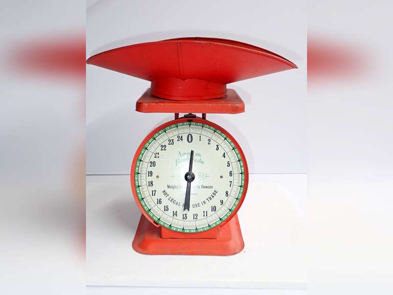 Vintage American Family Scale - 25 Pound Capacity image