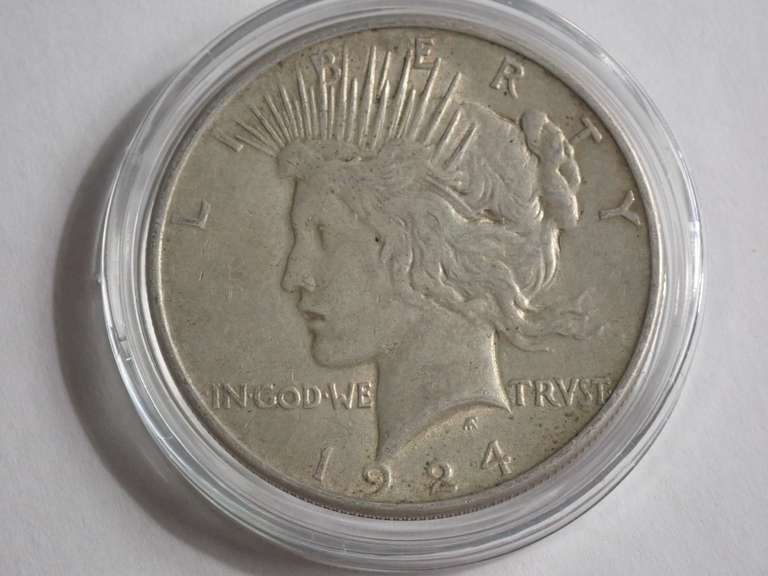 1924 PEACE DOLLAR COIN image