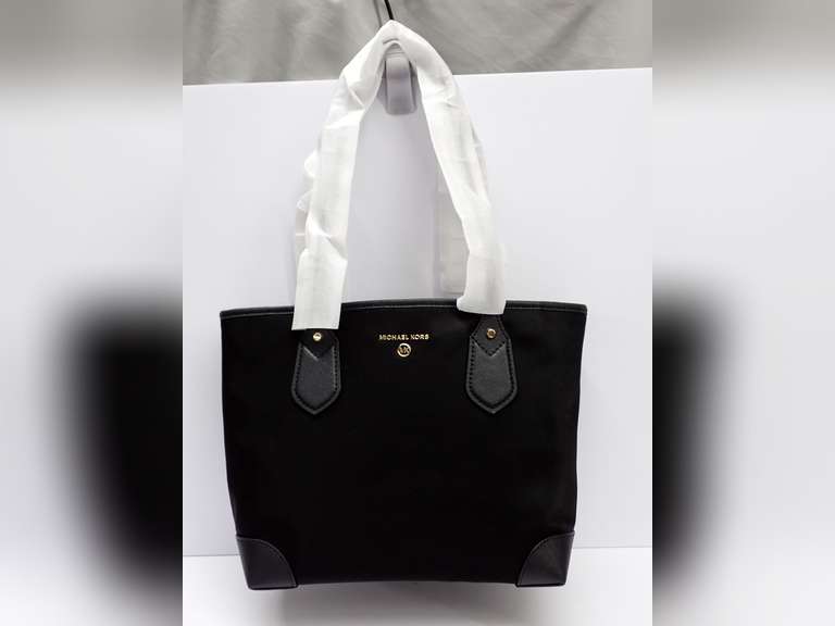 HIGH END LADIES PURSE W/ TAGS image