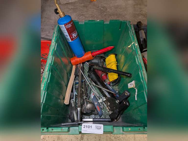 PLASTIC STORAGE TUB AND CONTENTS INCLUDING PROPANE TORCH, OIL FILTER SOCKETS, GREASE GUN, NYLON ROPE, SCRAPERS, UTILITY KNIVES, THREADED RODS, AND MORE image