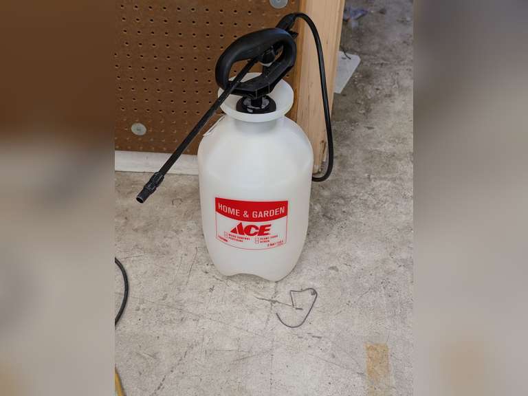 ACE 2-GALLON HOME & GARDEN SPRAYER image