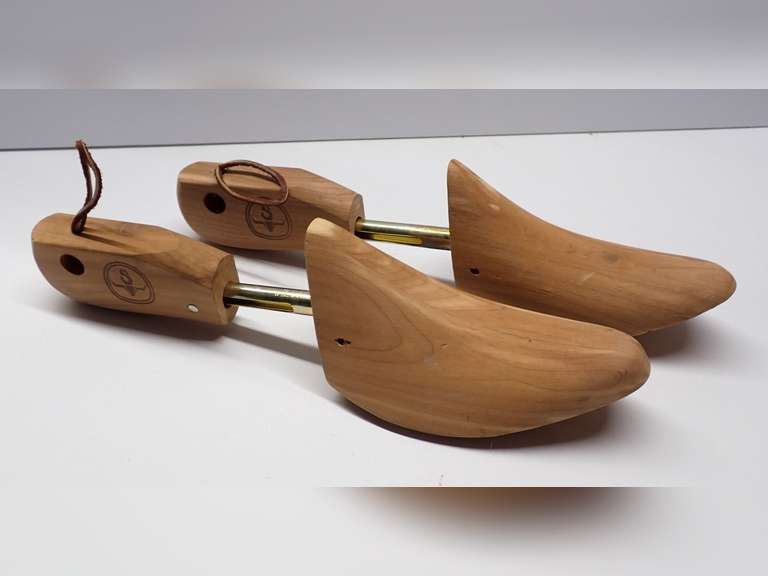 Rochester Shoe Tree Co. Wooden Shoe Stretchers image