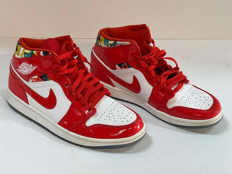 Men’s Air Jordans, size 10, see pictures for details. image